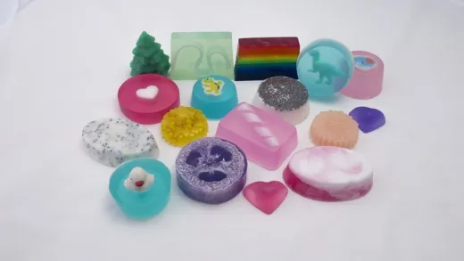 How to Make Melt & Pour Soap - Beginners Step by Step Guide