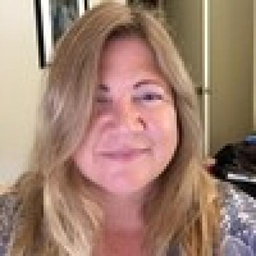 Profile photo of Lara Fabans