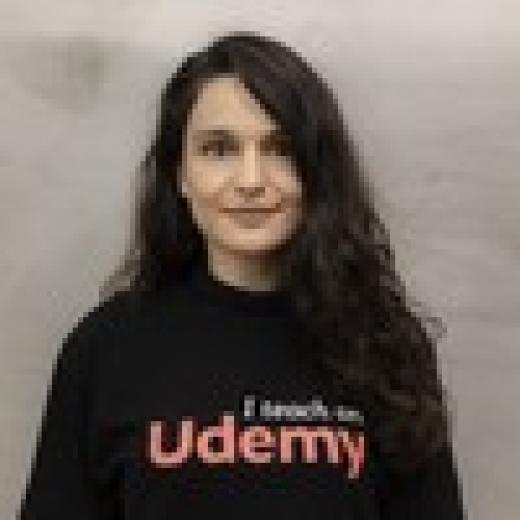 Profile photo of Zeynep Cansoylu
