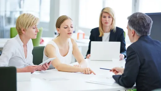 Consulting Fees Guide: How to Increase Your Consulting Fees
