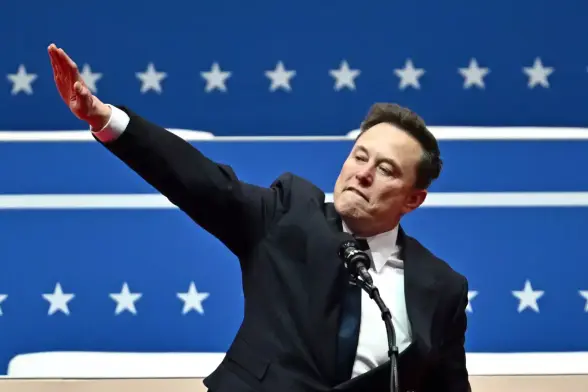 Musk making Hitler salute, when Trump took office