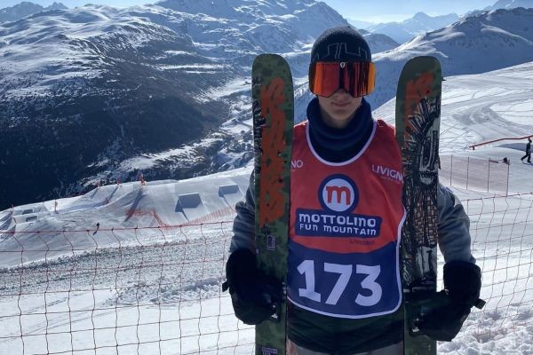 Pijus Baniulis solidžiai debiutavo Europos akrobatinio slidinėjimo taurės varžybose