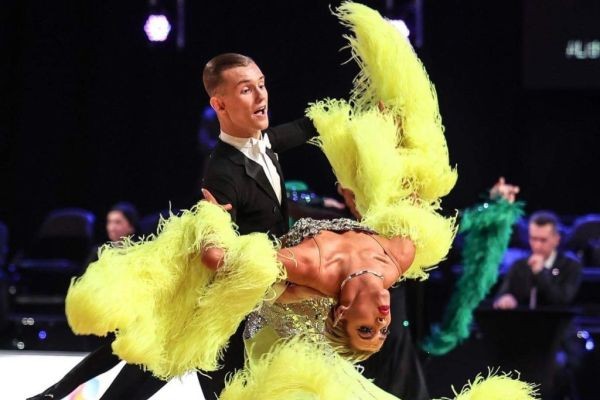 Lietuvos jaunimo šokėjai išsidalino medalius, o senjorai tapo pasaulio čempionato finalininkais