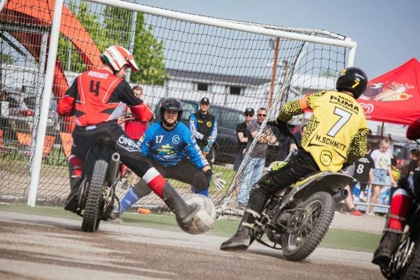 Kretingoje įvyko pirmasis Europos motobolo Čempionų taurės turnyras