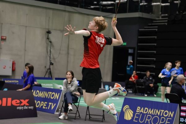 Lietuviai ambicingai pradėjo Europos jaunių badmintono čempionato asmenines varžybas