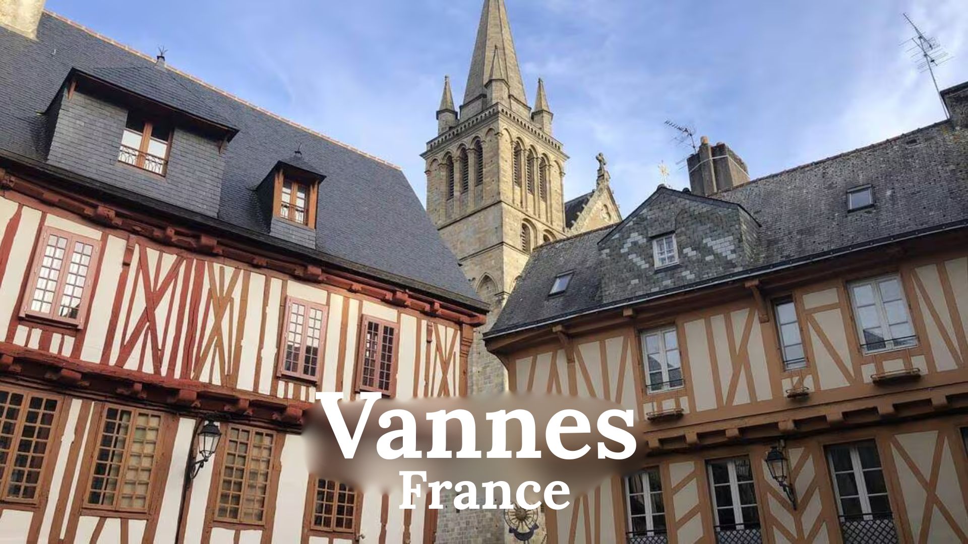 Escape to Vannes, France Online